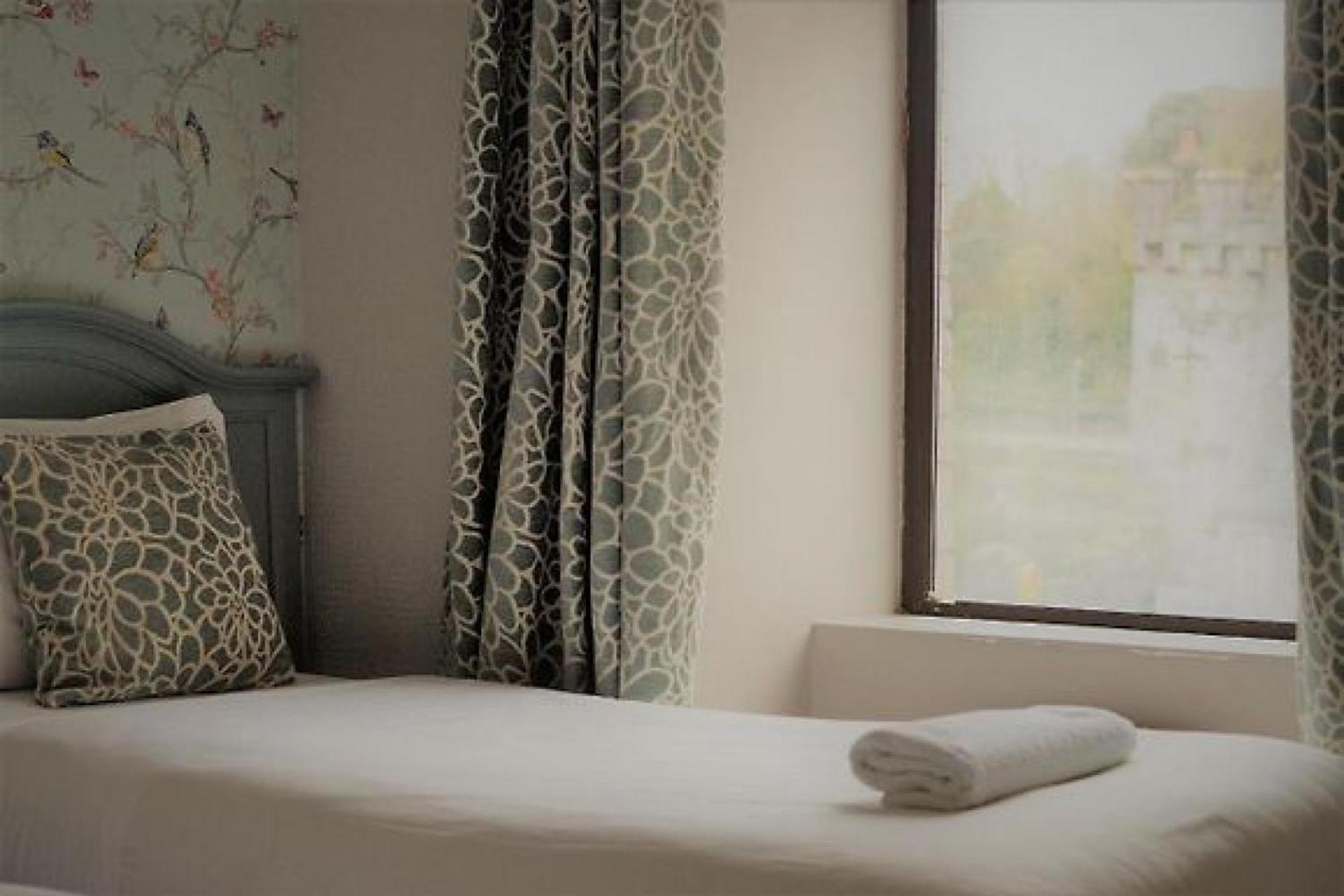 The Waterfront Townhouse Accommodation Kilkenny Ngoại thất bức ảnh