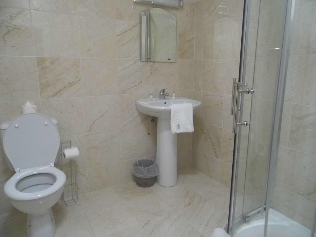 The Waterfront Townhouse Accommodation Kilkenny Ngoại thất bức ảnh